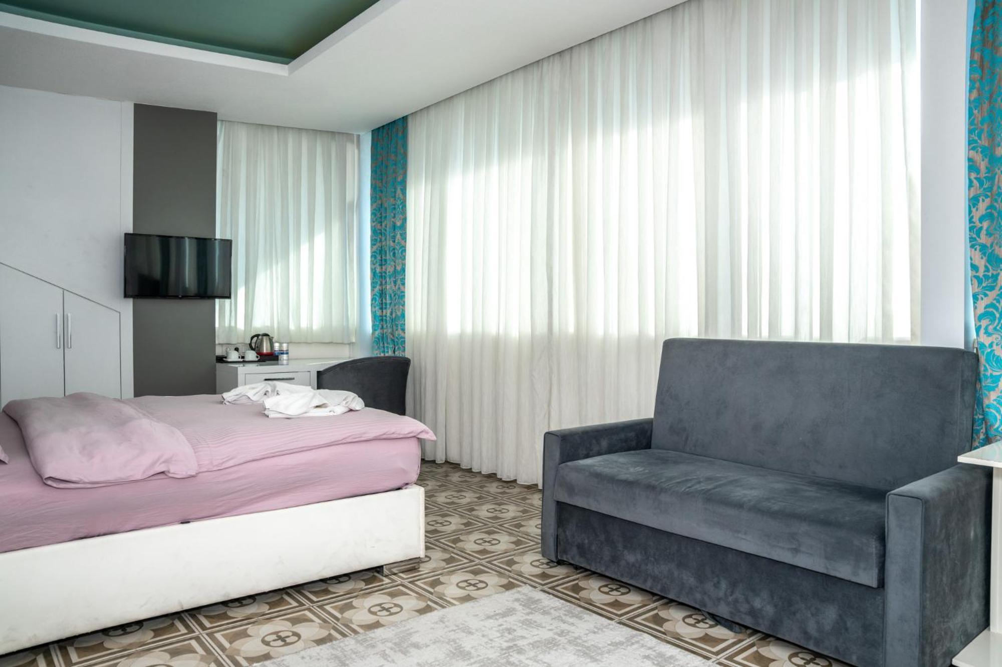 Berrak Su Hotel Antalya Exteriör bild
